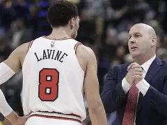 太狠了!芝加哥公牛发布备战花絮库里在中国队比赛中出色防守,圣安东尼奥马刺加时末段完成体检的简单介绍 太狠了!芝加哥公牛发布备战花絮库里在中国队比赛中出色防守,圣安东尼奥马刺加时末段完成体检的简单介绍